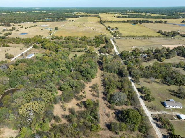 2805 VZ County Road 3507, Wills Point, TX 75169
