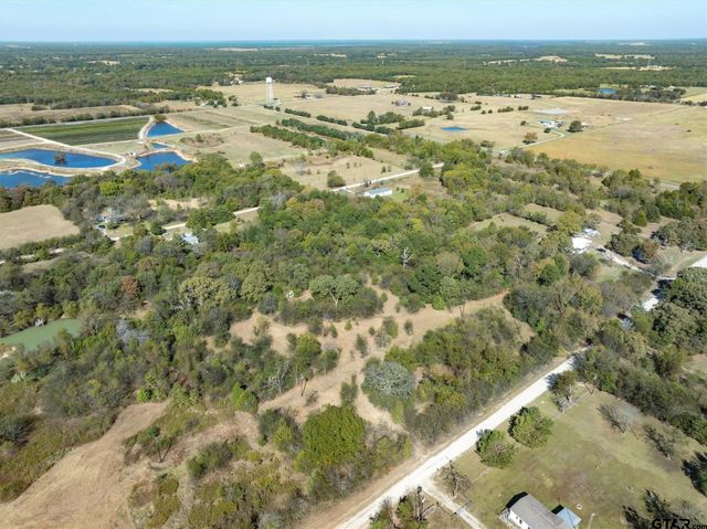 2805 VZ County Road 3507, Wills Point, TX 75169