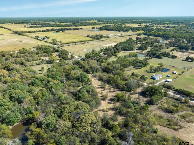 2805 VZ County Road 3507, Wills Point, TX 75169