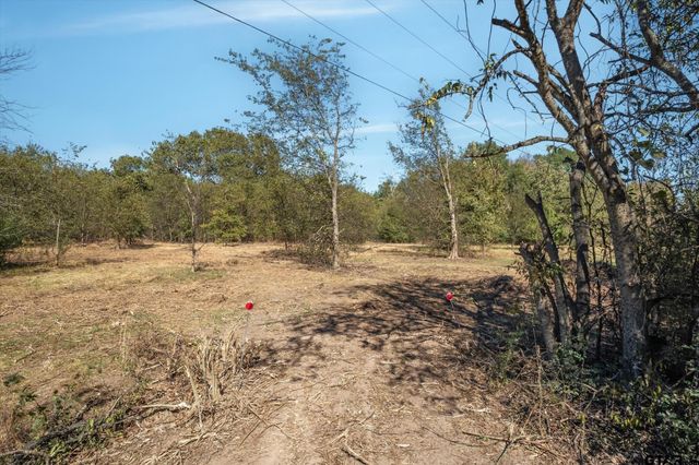 2805 VZ County Road 3507, Wills Point, TX 75169