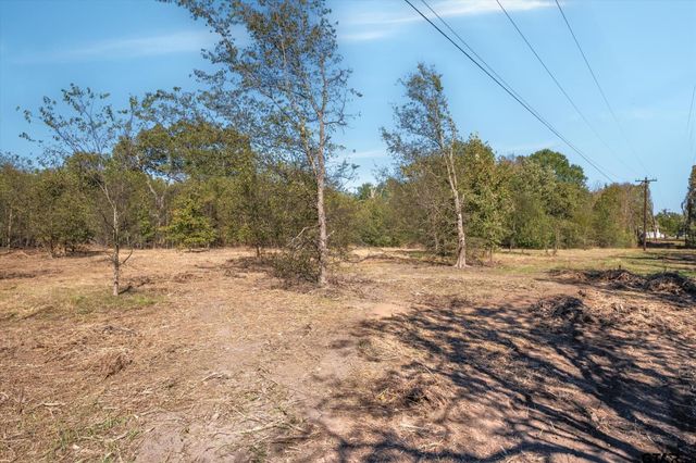 2805 VZ County Road 3507, Wills Point, TX 75169