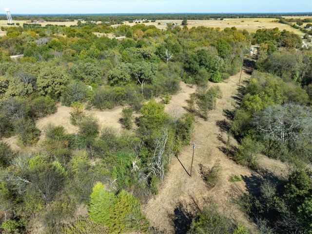 2805 VZ County Road 3507, Wills Point, TX 75169