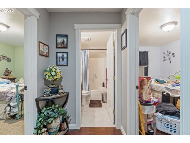 1907 W DUKE Rd, Sutherlin, OR 97479