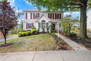 247 Randy Ln, Moon/crescent Twp, PA 15108
