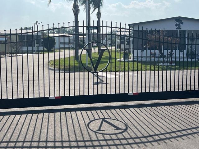 6902 ORLO DRIVE, Zephyrhills, FL 33542