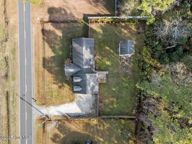 4161 Middle Road, Trenton, NC 28585