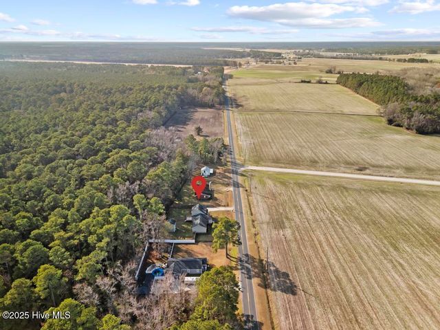 4161 Middle Road, Trenton, NC 28585