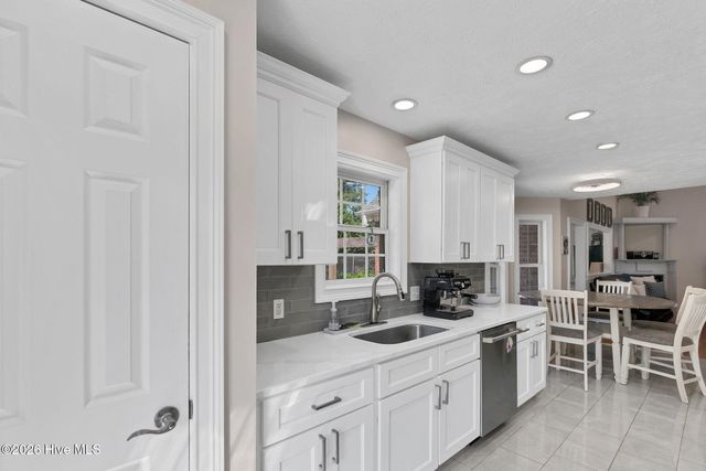 39 Winding Trail, Whispering Pines, NC 28327