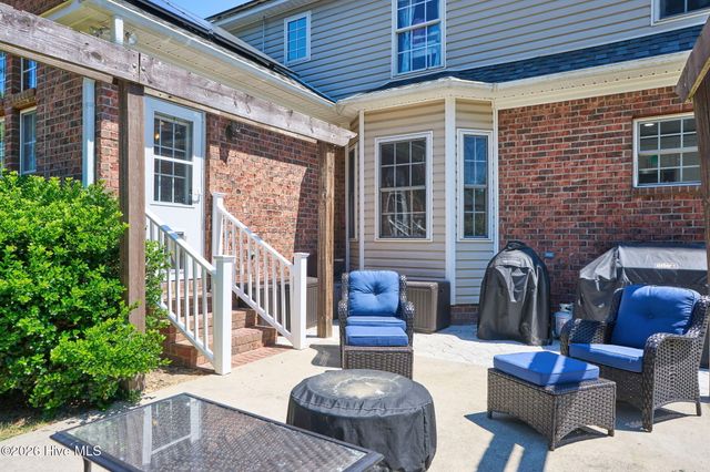 39 Winding Trail, Whispering Pines, NC 28327