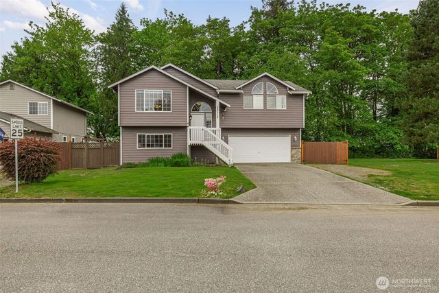 20112 44th Drive NE, Arlington, WA 98223