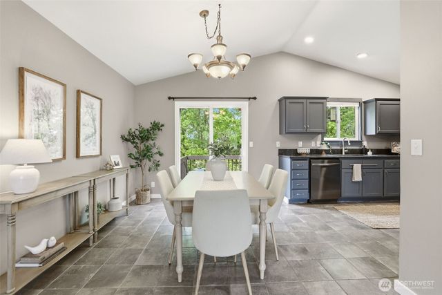 20112 44th Drive NE, Arlington, WA 98223
