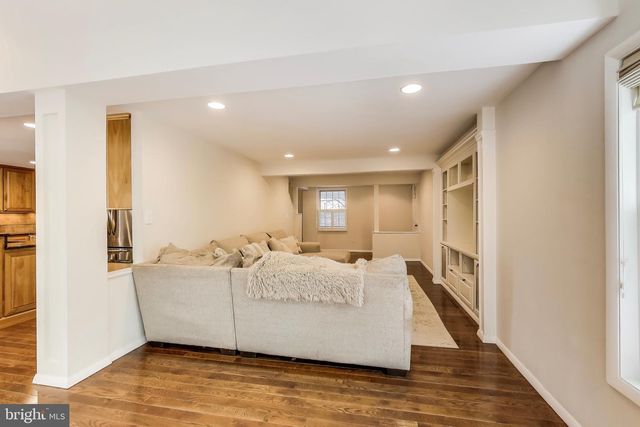 1337 CROCKETT LN, Silver Spring, MD 20904