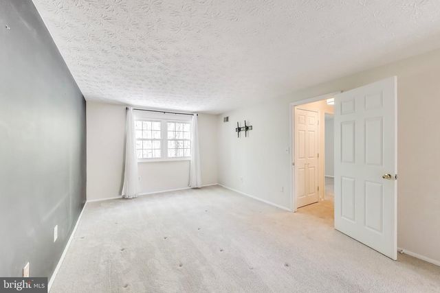 1337 CROCKETT LN, Silver Spring, MD 20904