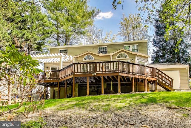 1337 CROCKETT LN, Silver Spring, MD 20904