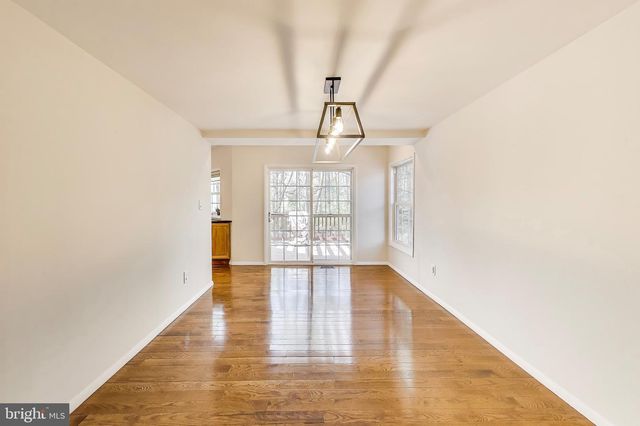 1337 CROCKETT LN, Silver Spring, MD 20904