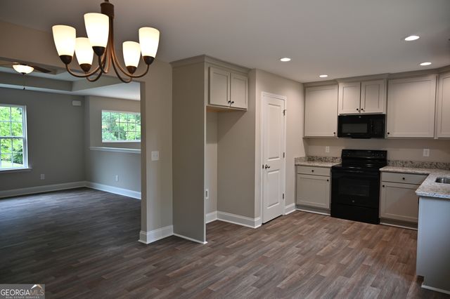 256 Canyon Point Drive, Demorest, GA 30535