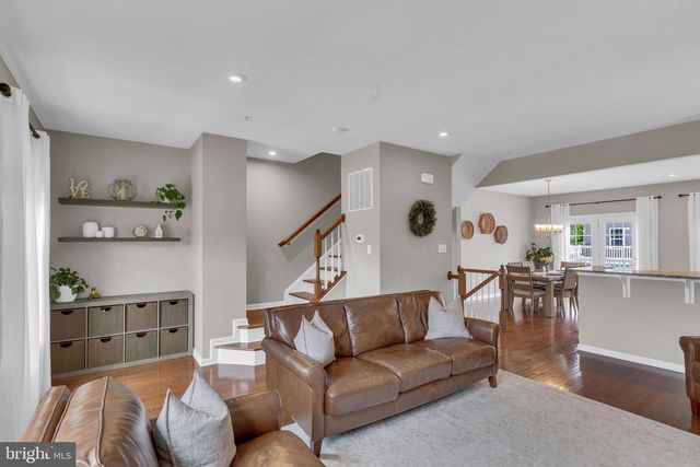1103 UTLEY ALY, Phoenixville, PA 19460