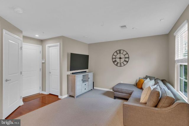 1103 UTLEY ALY, Phoenixville, PA 19460