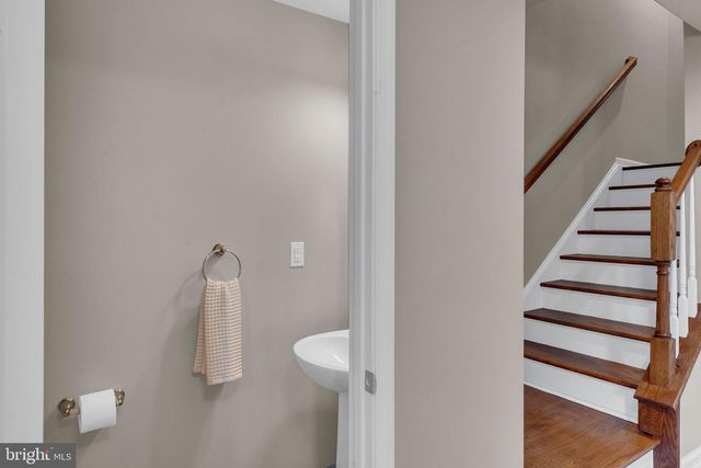 1103 UTLEY ALY, Phoenixville, PA 19460
