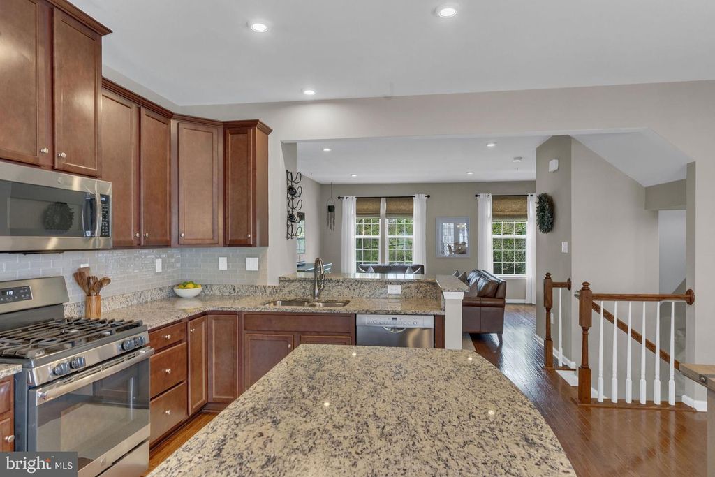 Image 11 of property listing at 1103 UTLEY ALY, Phoenixville, PA 19460