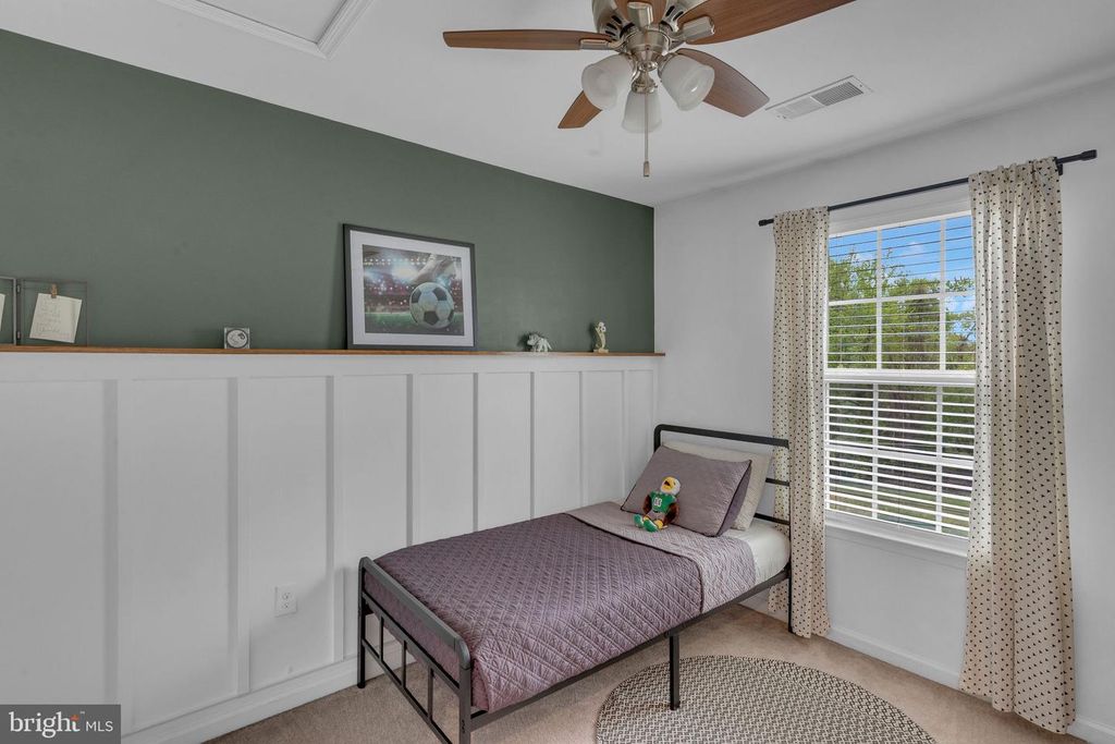 Image 24 of property listing at 1103 UTLEY ALY, Phoenixville, PA 19460