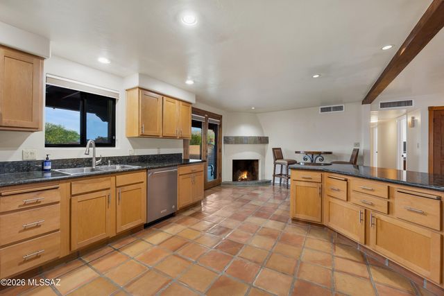 530 W Camino Fairhaven, Oro Valley, AZ 85704