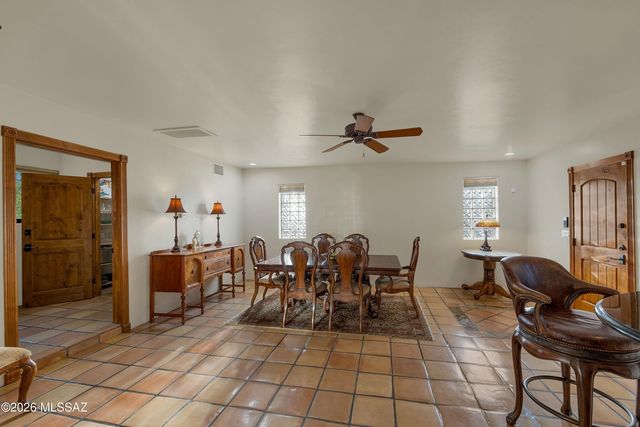 530 W Camino Fairhaven, Oro Valley, AZ 85704