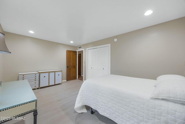 530 W Camino Fairhaven, Oro Valley, AZ 85704