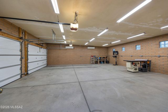 530 W Camino Fairhaven, Oro Valley, AZ 85704