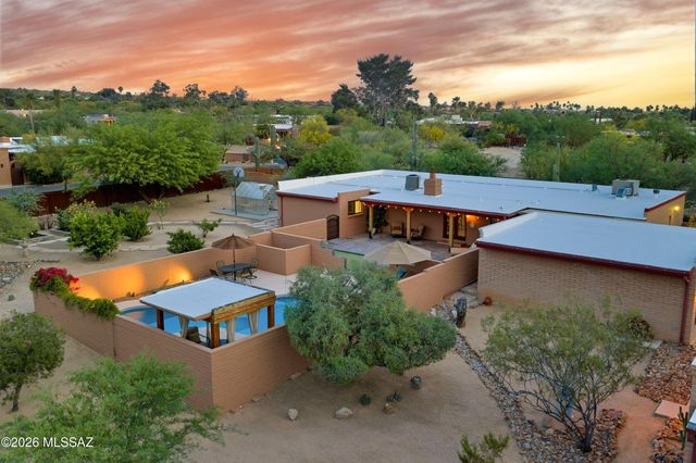 530 W Camino Fairhaven, Oro Valley, AZ 85704