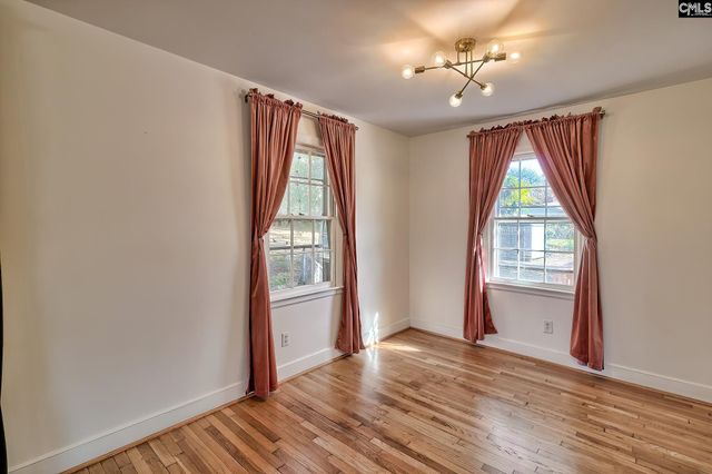 111 Evergreen Lane, Cayce, SC 29033