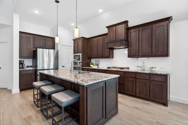 105 Verbena Ridge Drive, Fort Worth, TX 76131