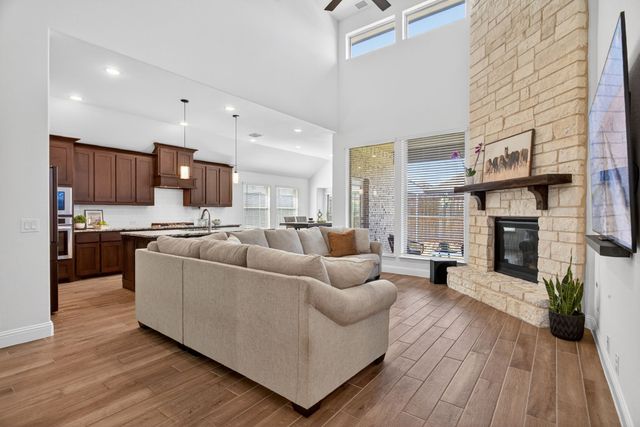 105 Verbena Ridge Drive, Fort Worth, TX 76131