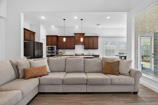 105 Verbena Ridge Drive, Fort Worth, TX 76131