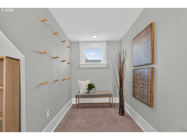 1915 Se 38TH Ave, Portland, OR 97214