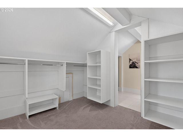 1915 Se 38TH Ave, Portland, OR 97214