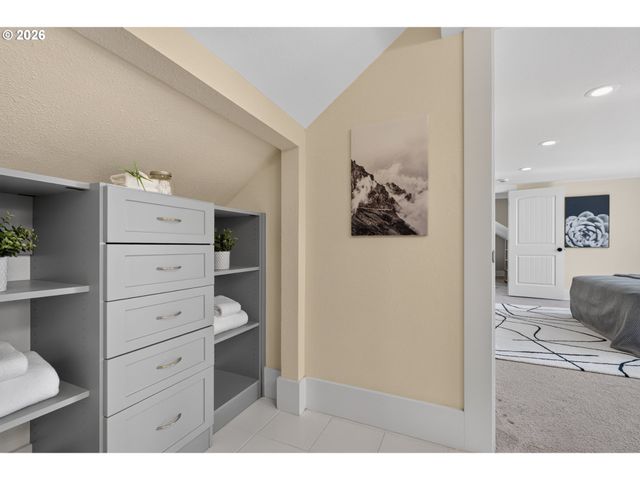 1915 Se 38TH Ave, Portland, OR 97214