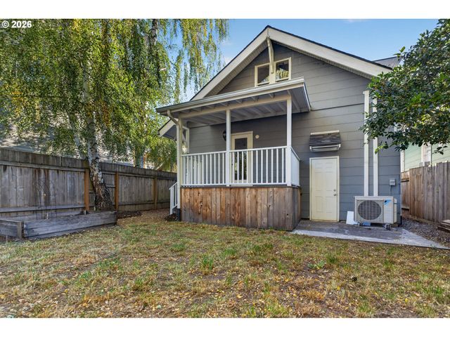 1915 Se 38TH Ave, Portland, OR 97214