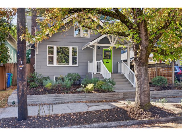1915 Se 38TH Ave, Portland, OR 97214