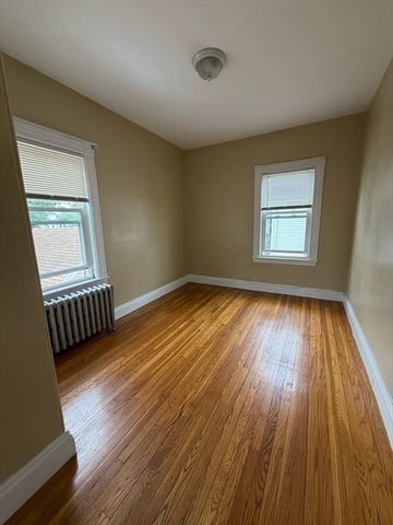 170 Safford St 2, Quincy, MA 02170
