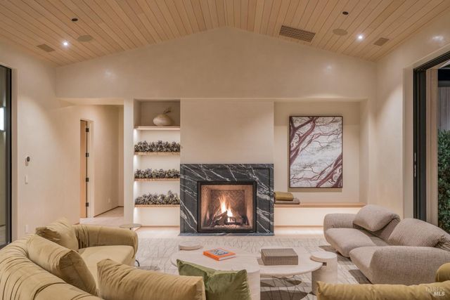 1438 Ridge Valley Rd, Sonoma, CA 95476