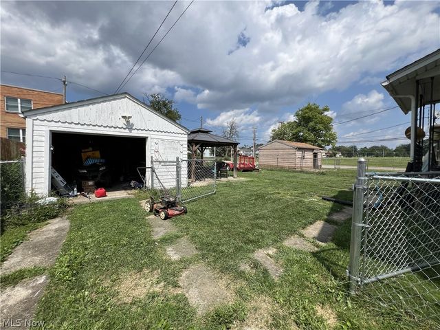 1891 E 33rd Street, Lorain, OH 44055