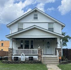1891 E 33rd Street, Lorain, OH 44055