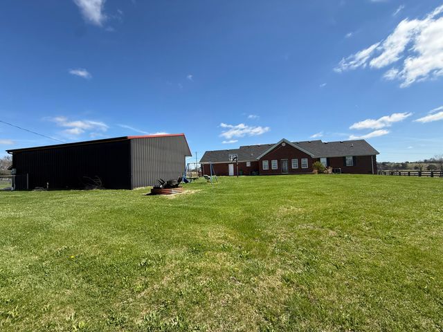123 Dreyfus Road, Berea, KY 40403