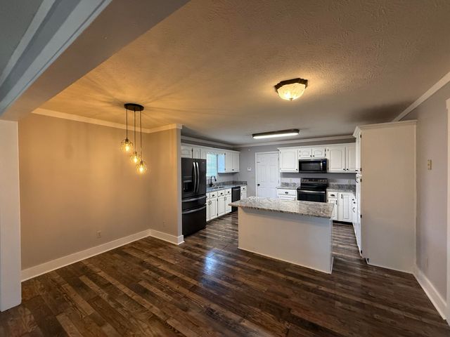 123 Dreyfus Road, Berea, KY 40403