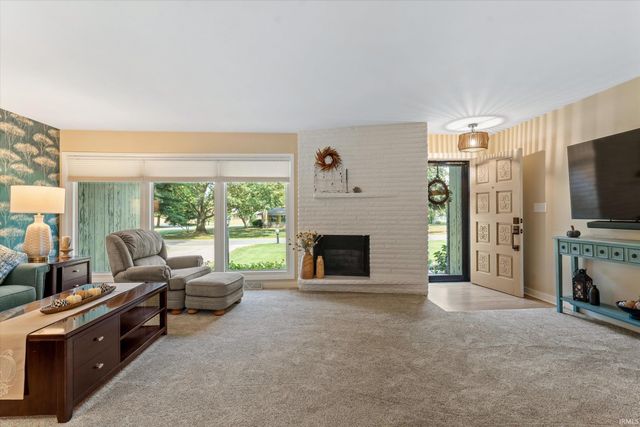 53105 Osage Drive, South Bend, IN 46637