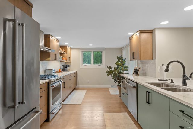 53105 Osage Drive, South Bend, IN 46637