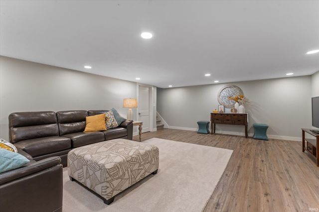 53105 Osage Drive, South Bend, IN 46637