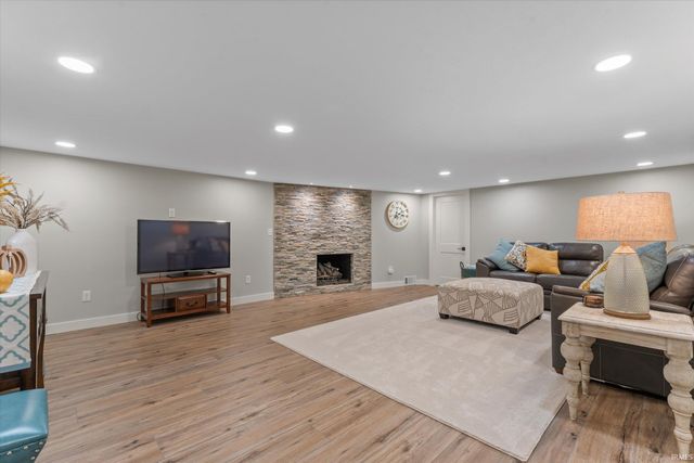 53105 Osage Drive, South Bend, IN 46637