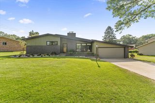 53105 Osage Drive, South Bend, IN 46637